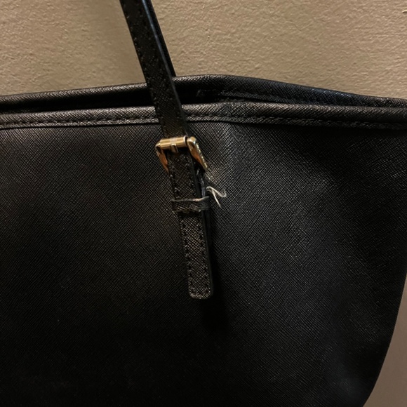 Micheal Kors - Picture 8 of 8